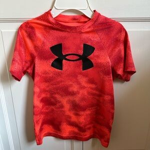 Under Armour Tshirt